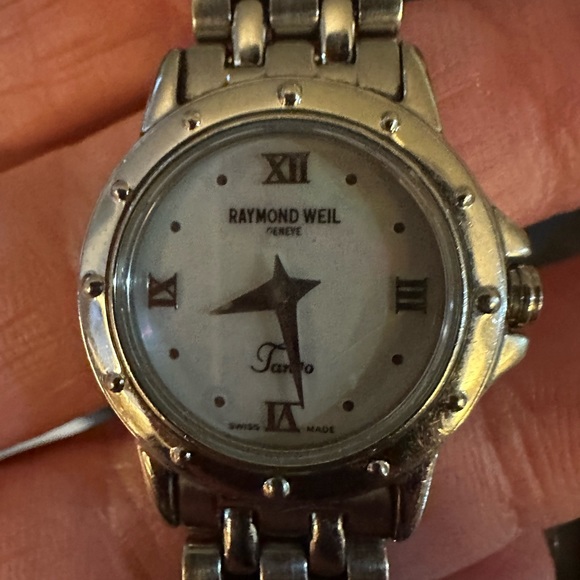 Ladies Raymond Weil Tango Stainless Steel Watch with Mother of Pearl Dial. - Picture 7 of 11